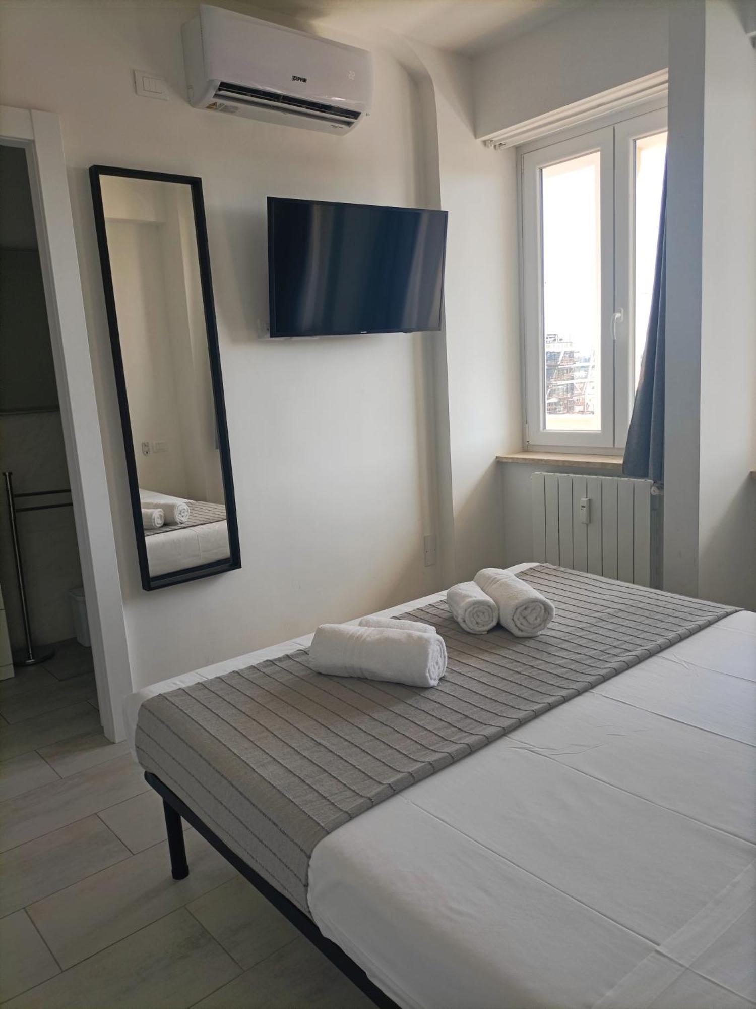 La Terrazza Sull'Appia By Hostand Apartment Roma Exterior foto